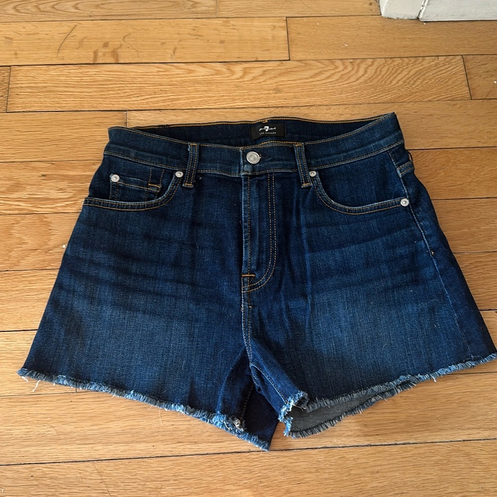 NWT 7 for all mankind shorts